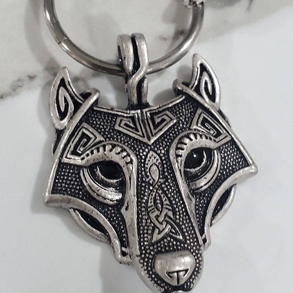 VIKING NORDIC WOLF NECKLACE - Picture 7 of 9